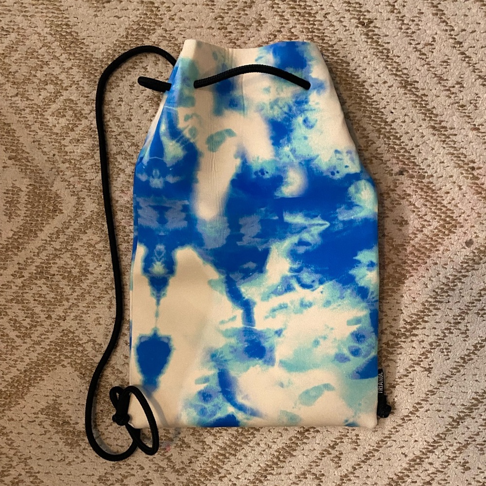 Triangl bag!!
